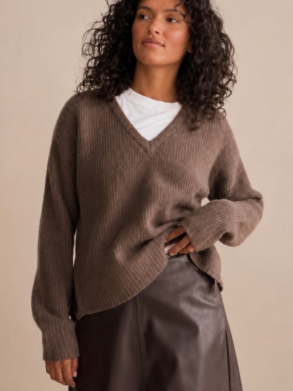 Cabi Mocha Pullover Sweater, Style #4984 Size Large, Like new.